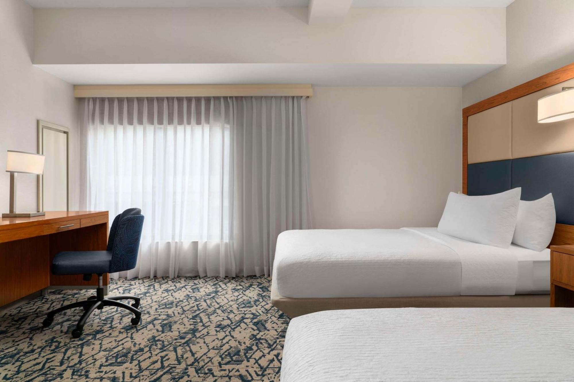 Homewood Suites By Hilton Boston Brookline-Longwood Medical Exterior foto