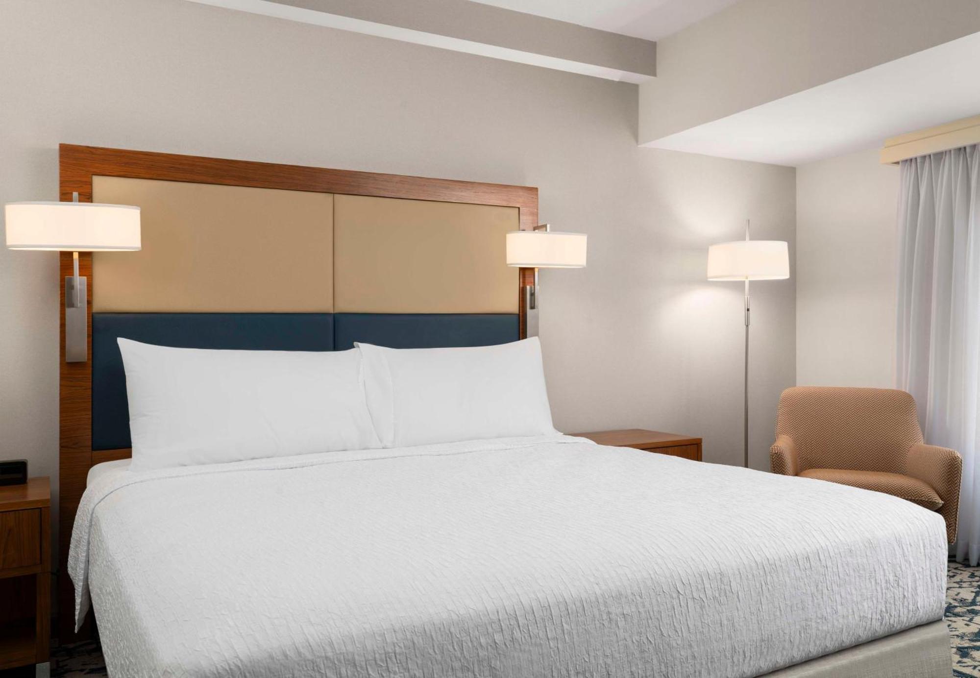 Homewood Suites By Hilton Boston Brookline-Longwood Medical Exterior foto