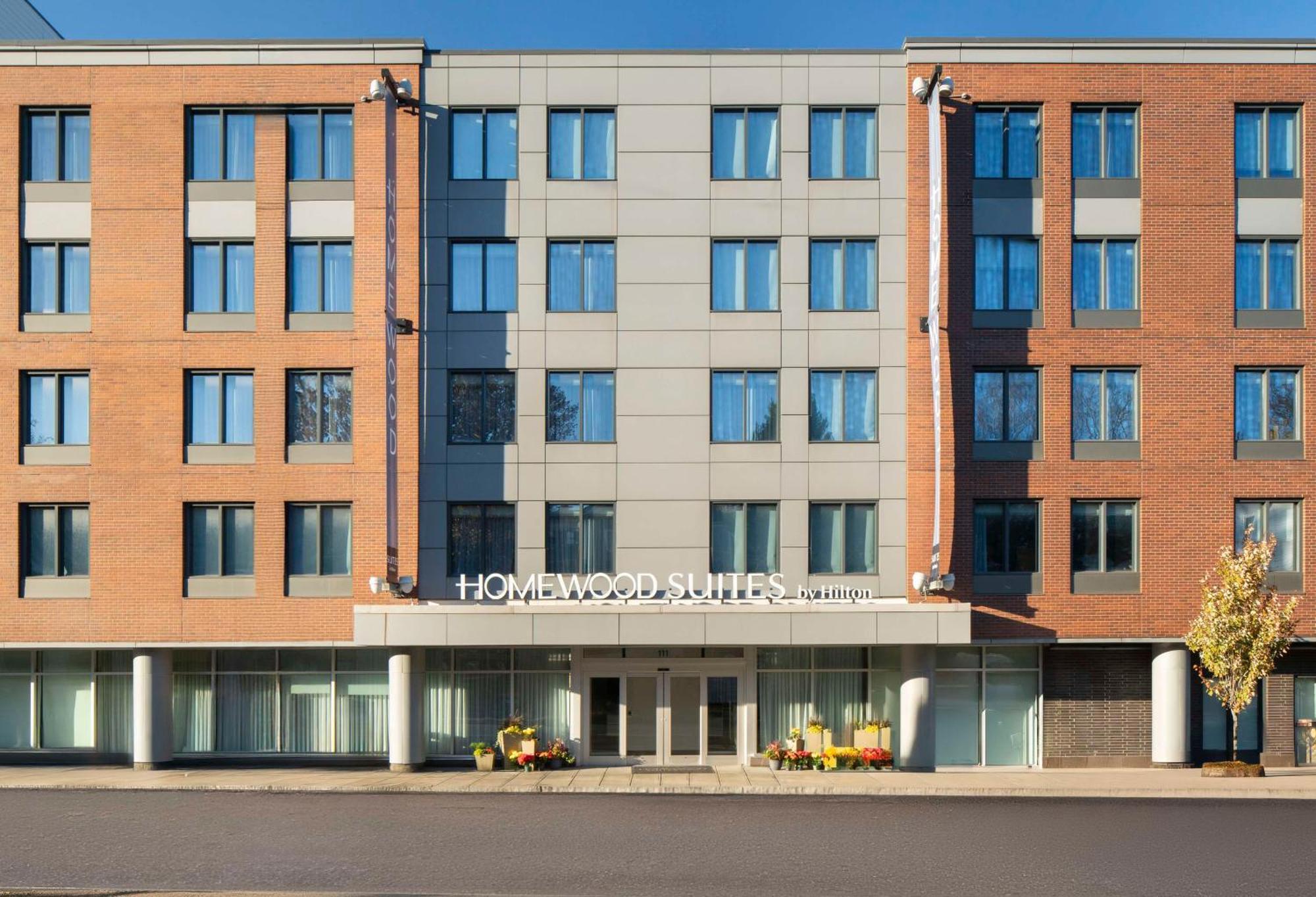 Homewood Suites By Hilton Boston Brookline-Longwood Medical Exterior foto