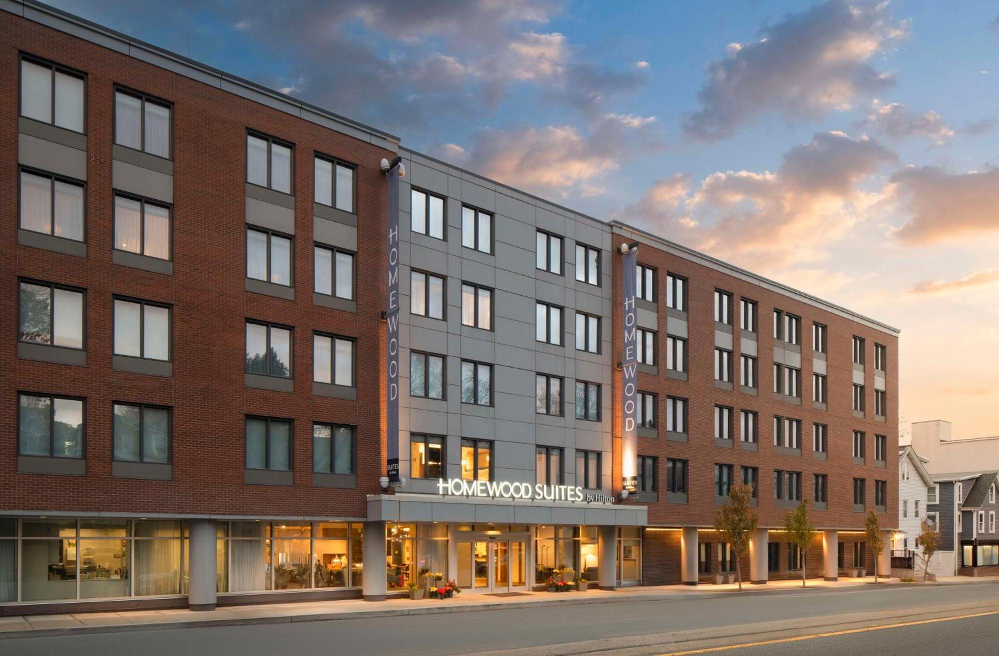 Homewood Suites By Hilton Boston Brookline-Longwood Medical Exterior foto